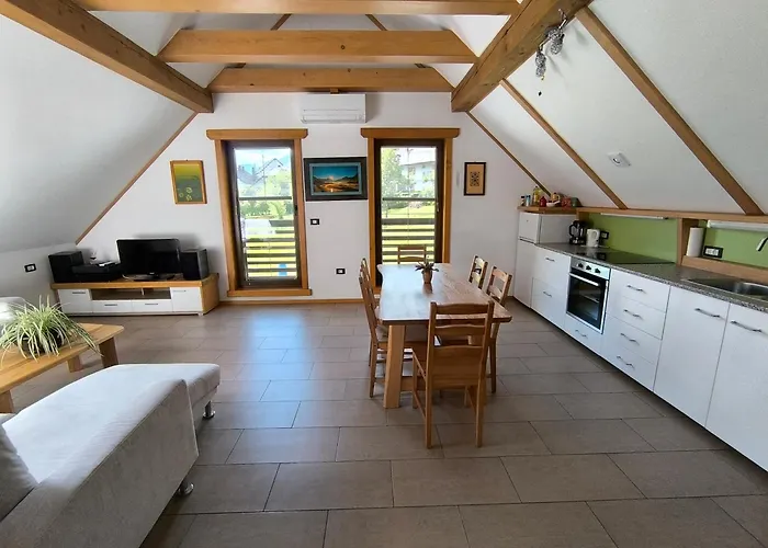 Apartma Tima